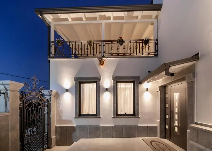 Vila White House
