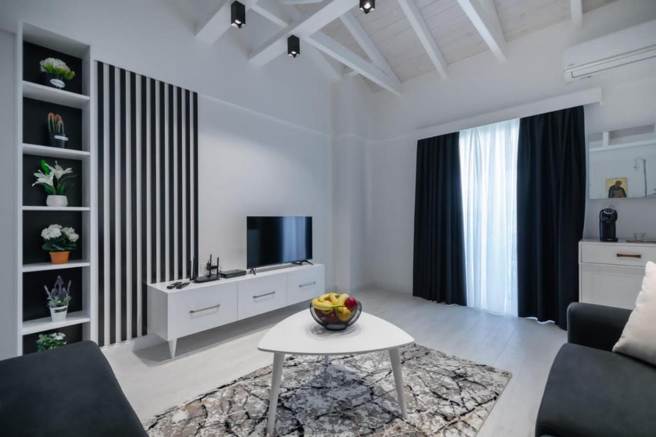 Vila White House 3* Korce